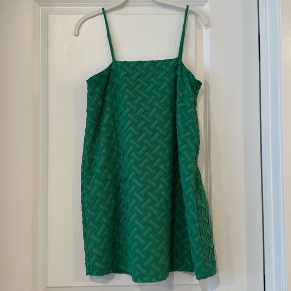 HOST PICK! Green Woven Boutique Dress Spaghetti Strap Small - Picture 3 of 10